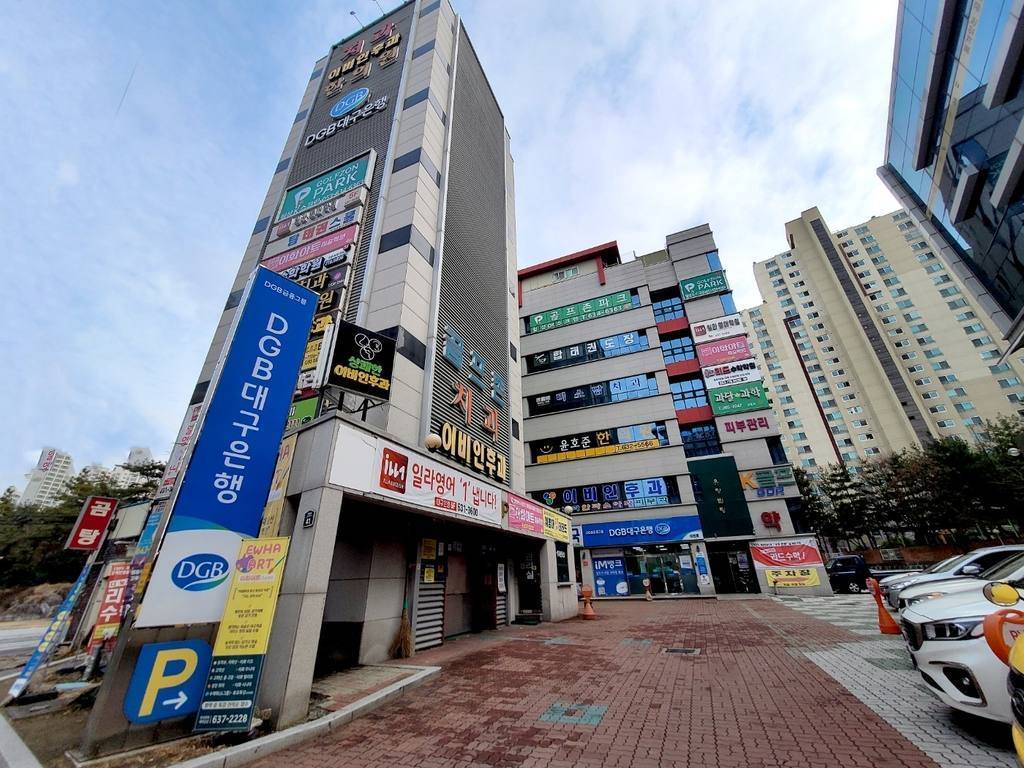 유창빌딩 상가 월세 사진 3